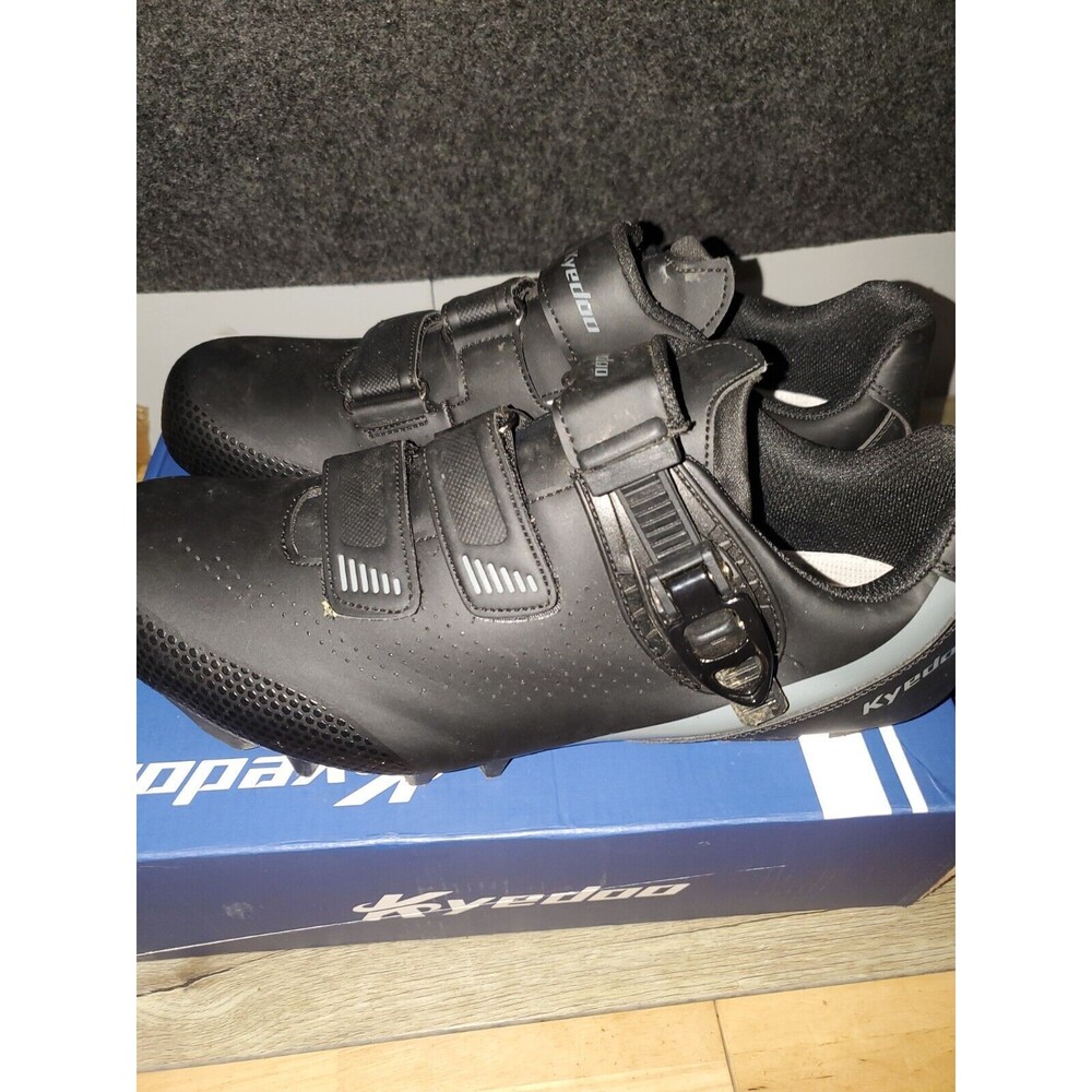 Kyedoo Black Cycling Shoes. Men's 11 (eur 45) With The Box